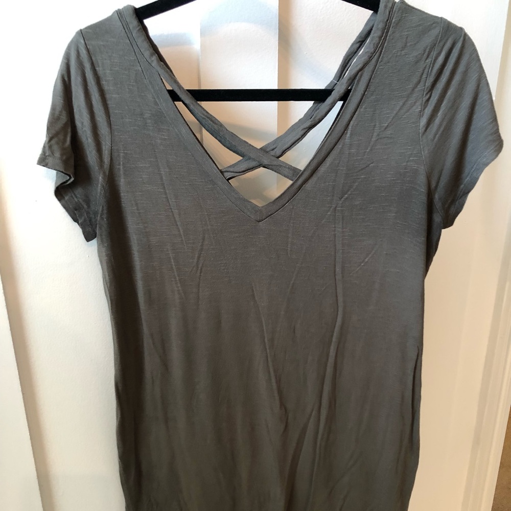 Olive maternity shirt with front and back detail